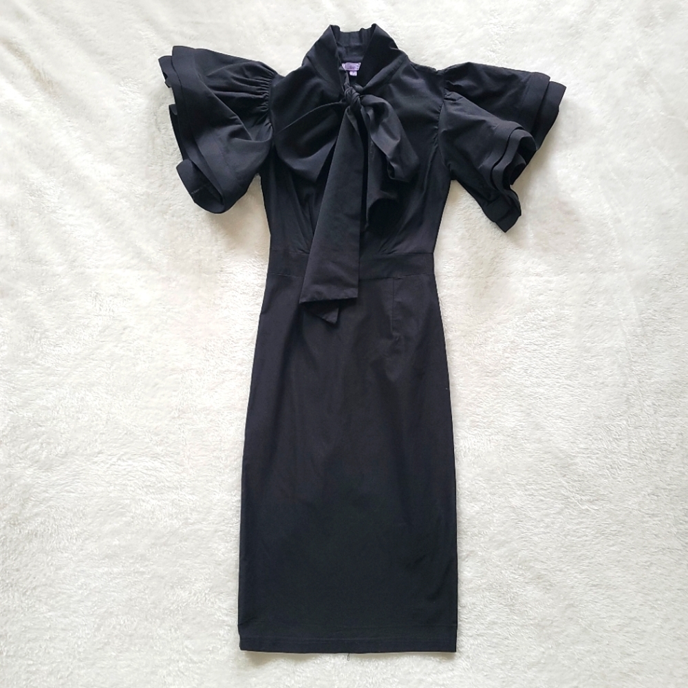 BLACK EIEN SHORT SLEEVE MIDI DRESS